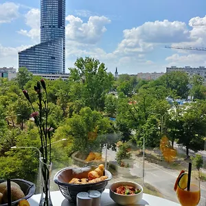 4* Hotel Q
